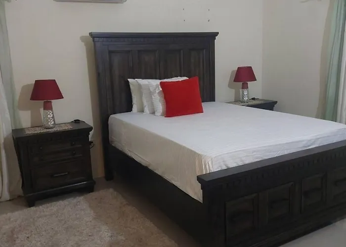 Serenity Vacation Holiday home Ocho Rios